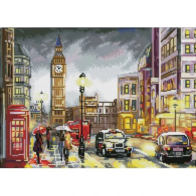 LONDON SCENE - SQUARE